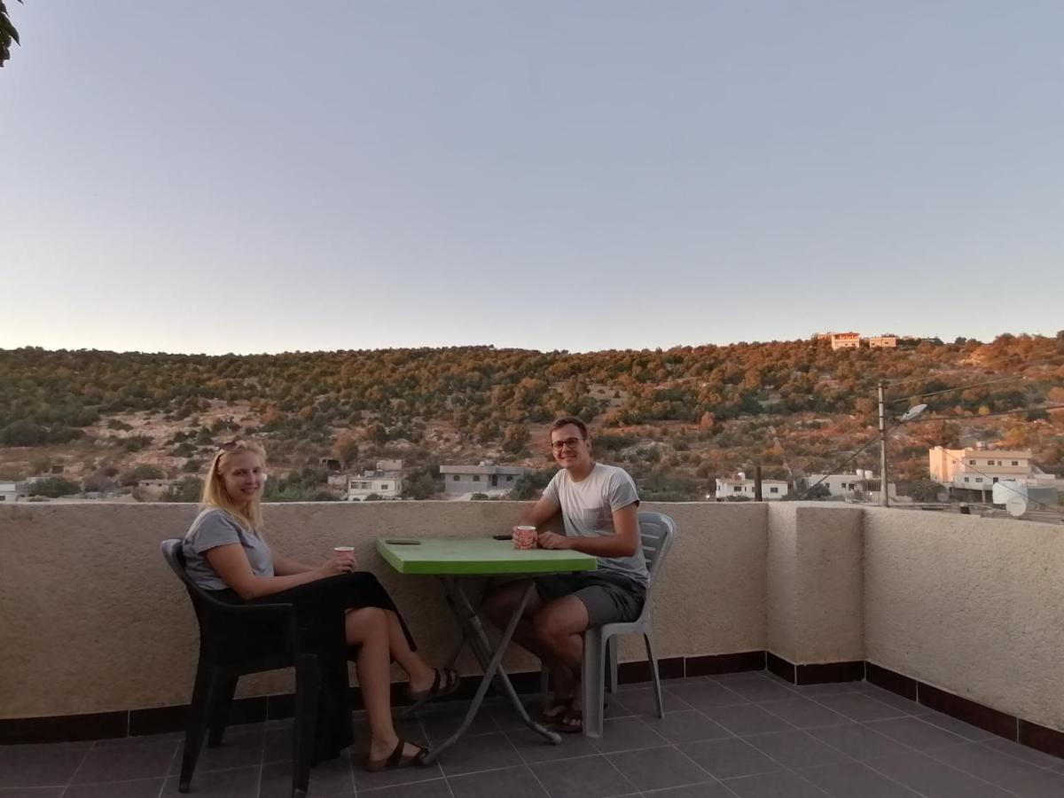 Mhna Guest House ‘Ajlūn Εξωτερικό φωτογραφία